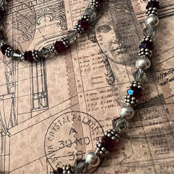 Dainty Hand Crafted Semi Precious Stones Necklace & Bracelet Set - Picture 7 of 8